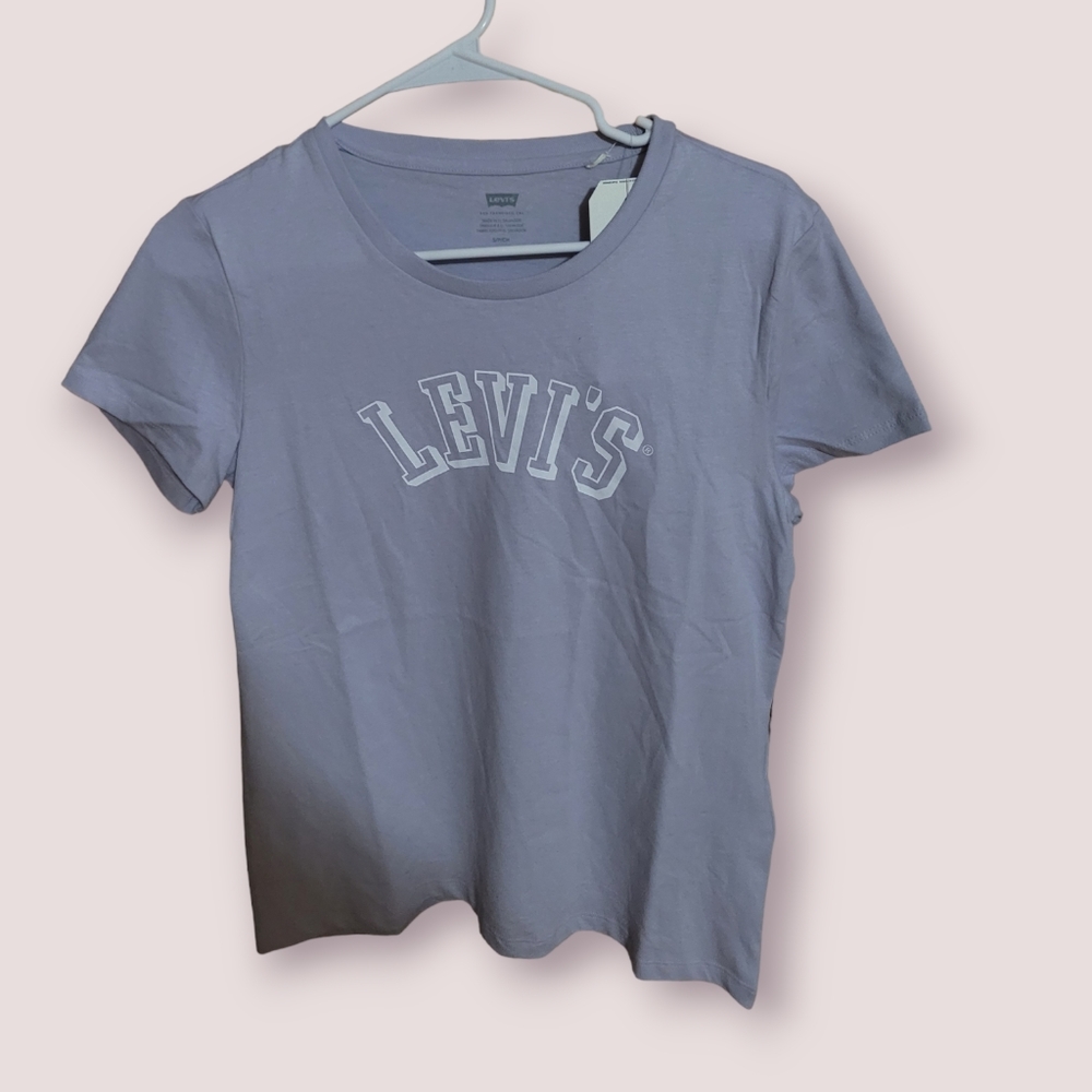 Women's Levi's T-Shirt